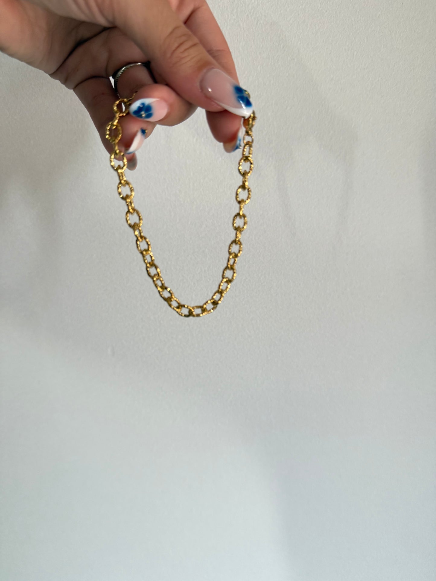 Bracelet doré en chaine