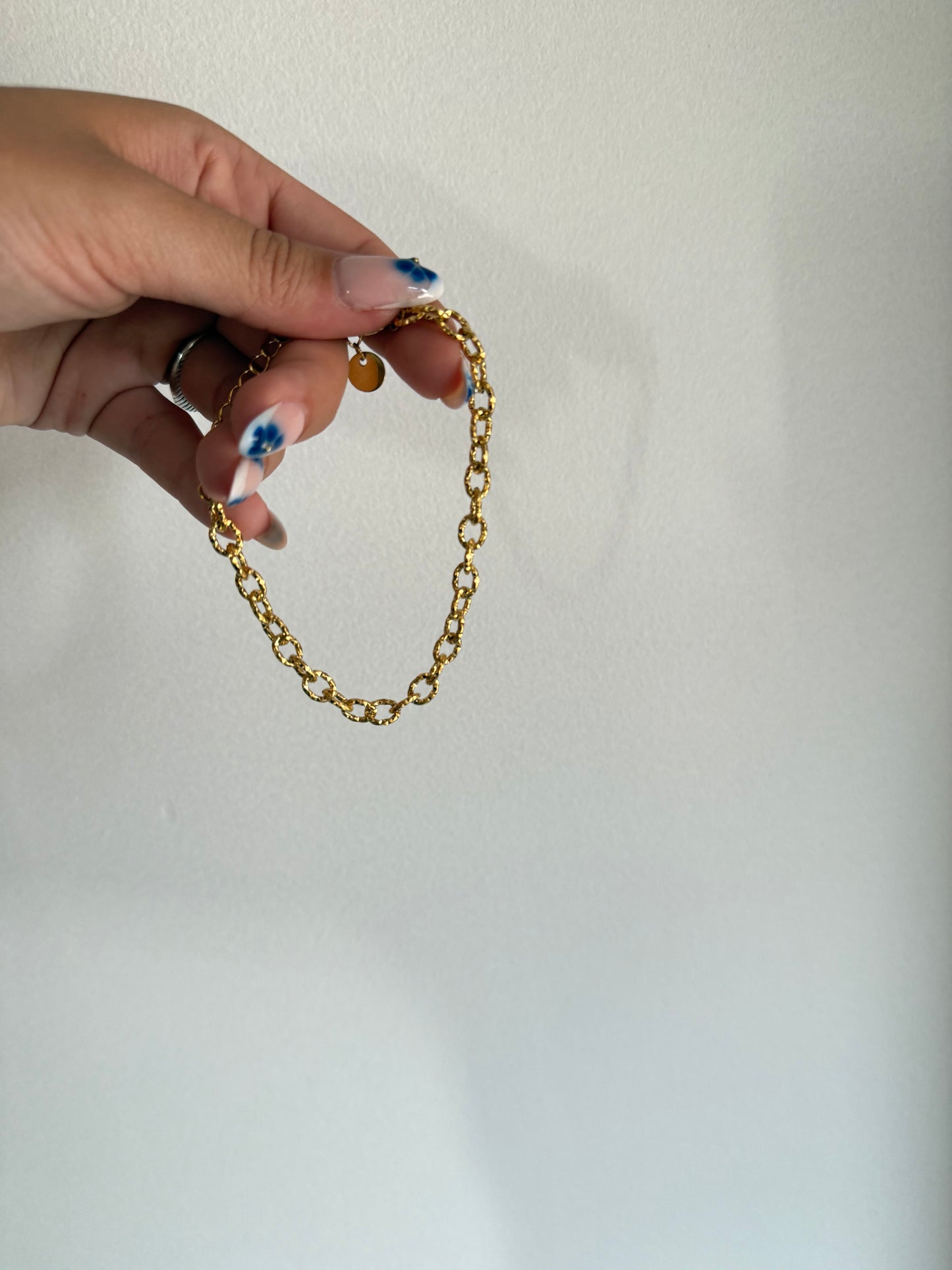 Bracelet doré en chaine