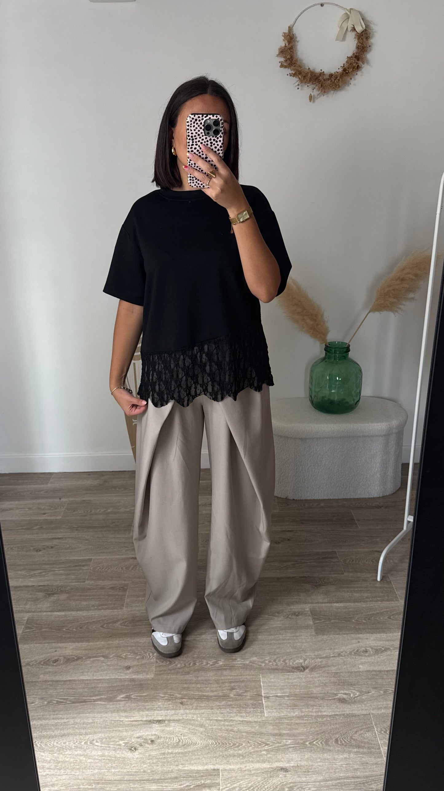 Tee-shirts en dentelle noir- ADIXIA