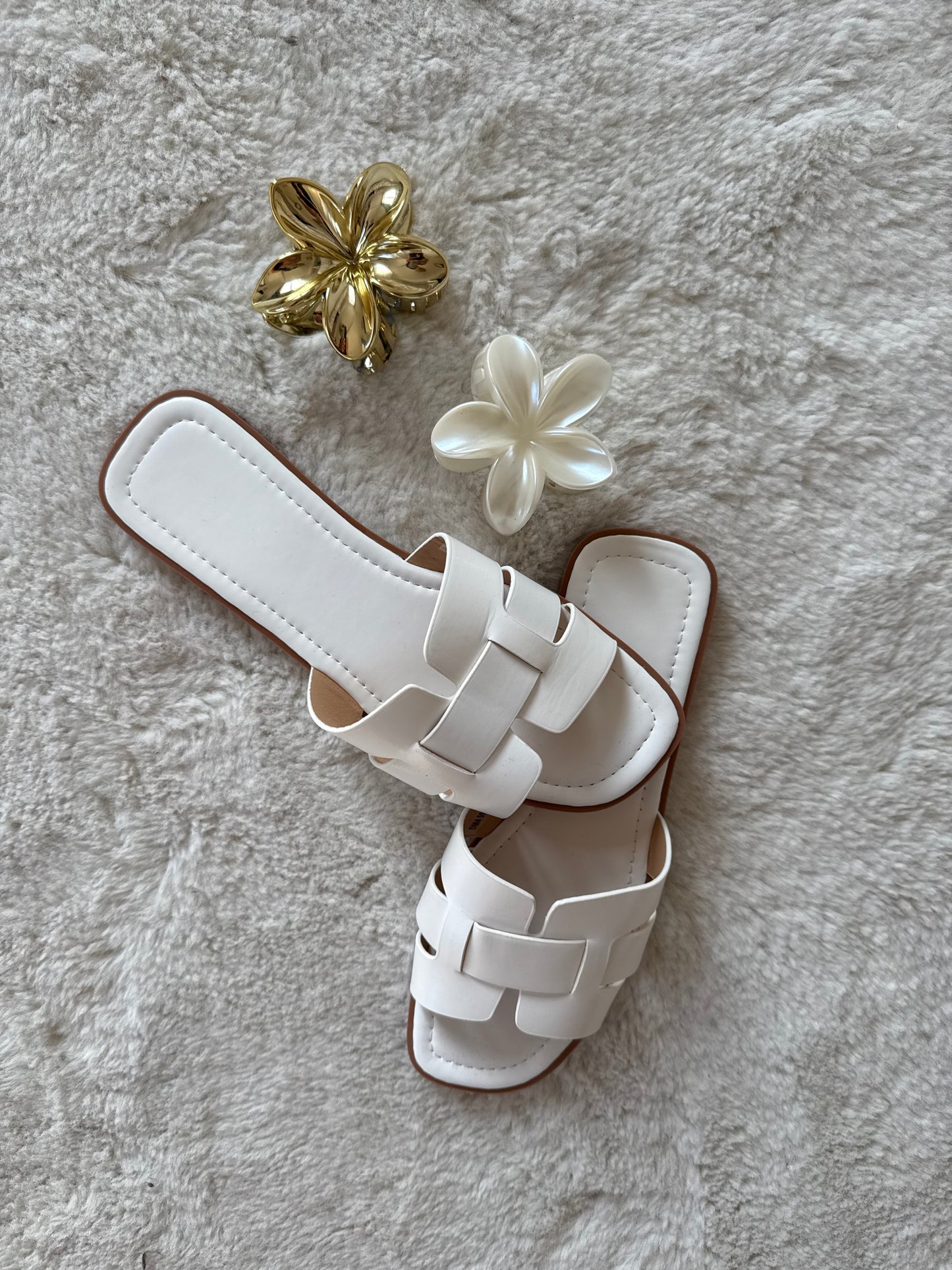 Claquettes blanches TESSA